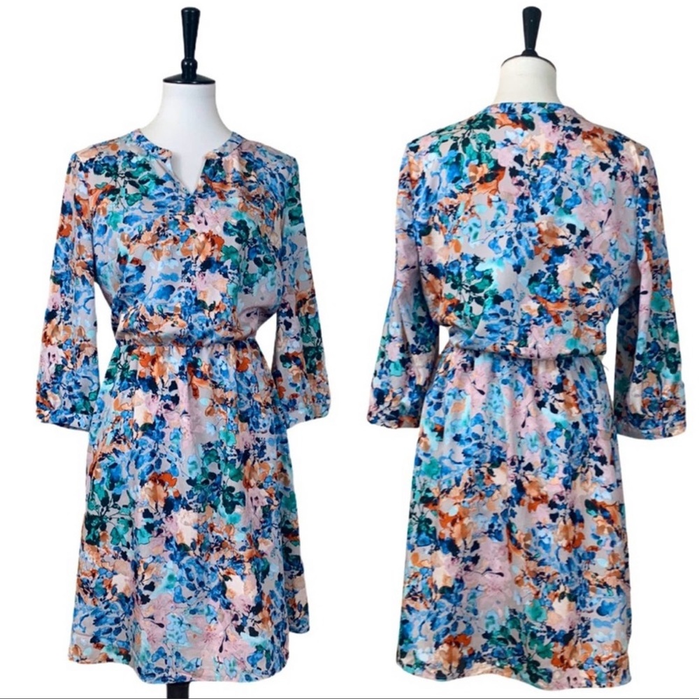 The Limited Size Small Dress; popover dress, split neck, 3/4 sleeves